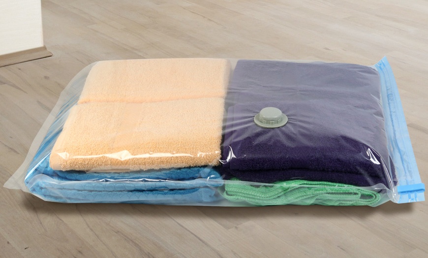 Image 2: Vacuum Storage Bags