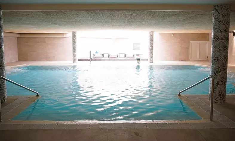 Circuito de spa con opción a masaje relax  para 2 personas