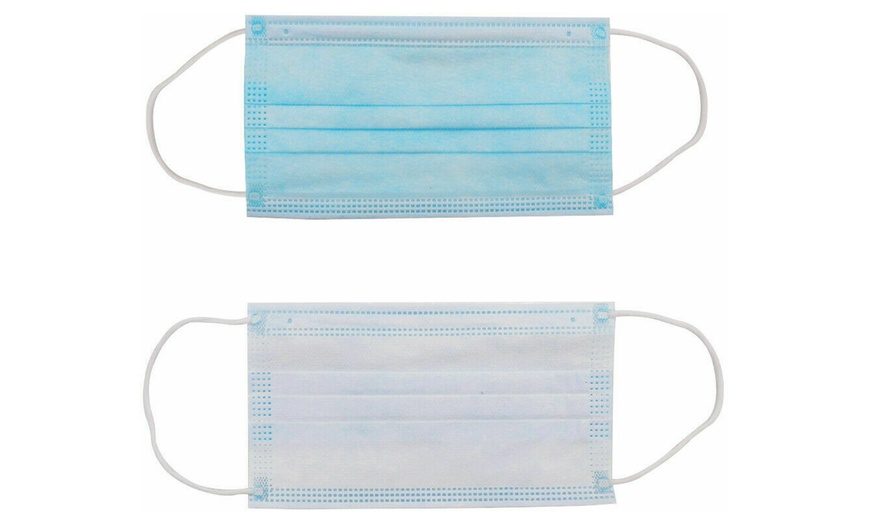 Image 2: Disposable Face Mask and Goggles