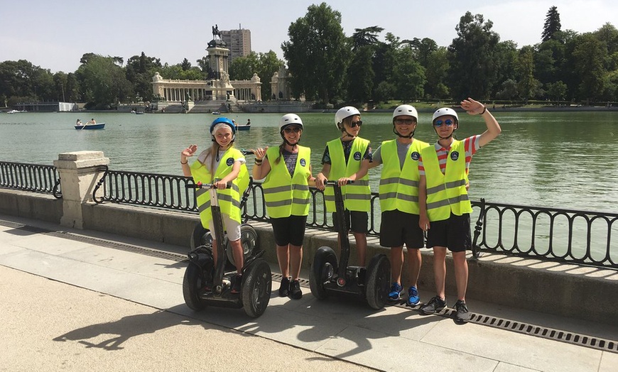 Image 6: Tour de Madrid sobre ruedas con Segway Madrid