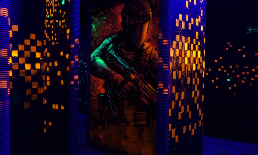 Image 19: Laser Park: Graj w Laser Quest z przyjaciółmi!