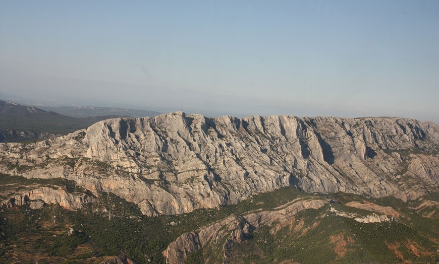 Image 4: Vol autour d'Aix-en-Provence avec Wingly