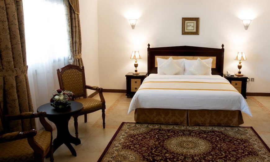 Image 2: Al Ain: 1- or 2-Night Chalet Stay 