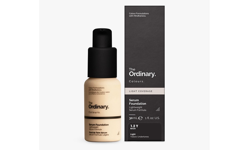 Image 28: 1 o 2 fondotinta Ordinary Coverage Foundation 