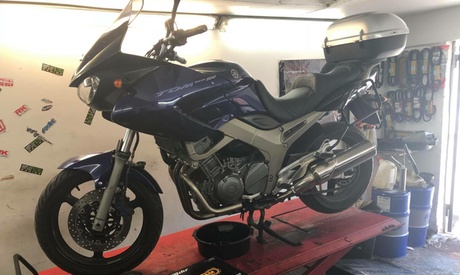 Forfait entretien, vidange scooter et changement filtre à huile dès 29,90 € au garage automotoplus