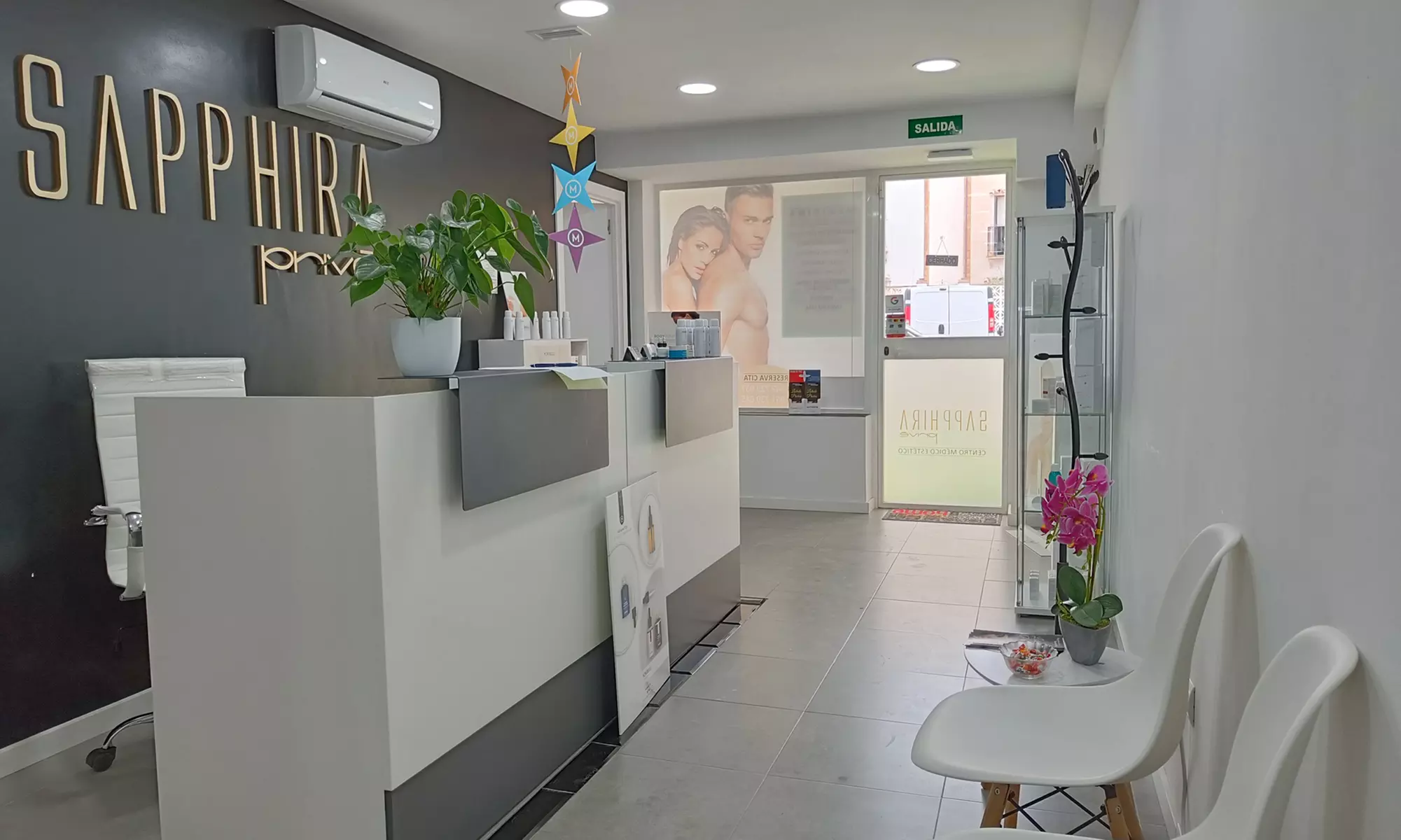 Hasta 57% de dto. en Masaje - Clásico en Sapphira Privé Torremolinos