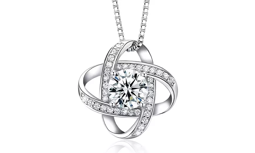 Image 5: Ketting met ringen en kristallen
