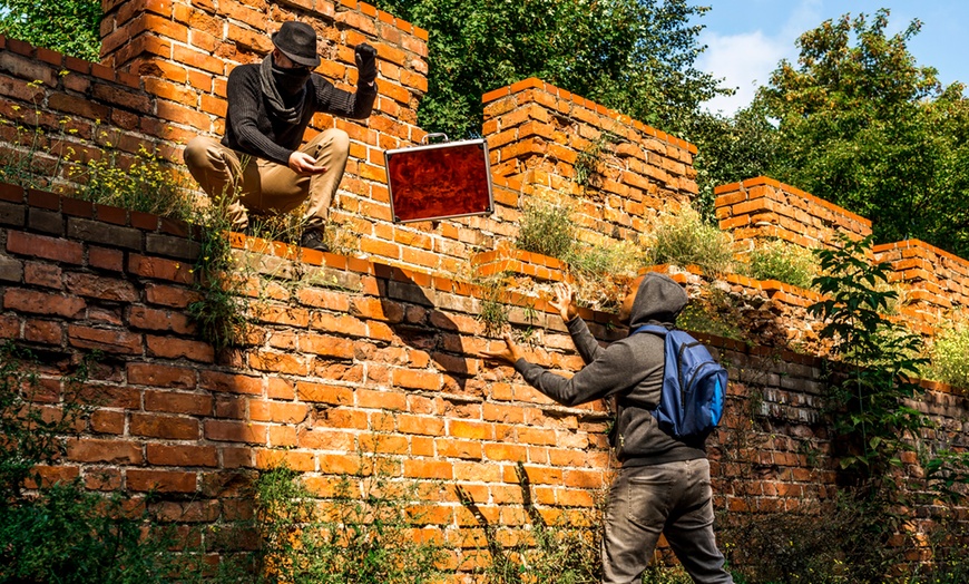 Image 2: Odkrywaj ukryte zakątki miasta podczas gry miejskiej! 