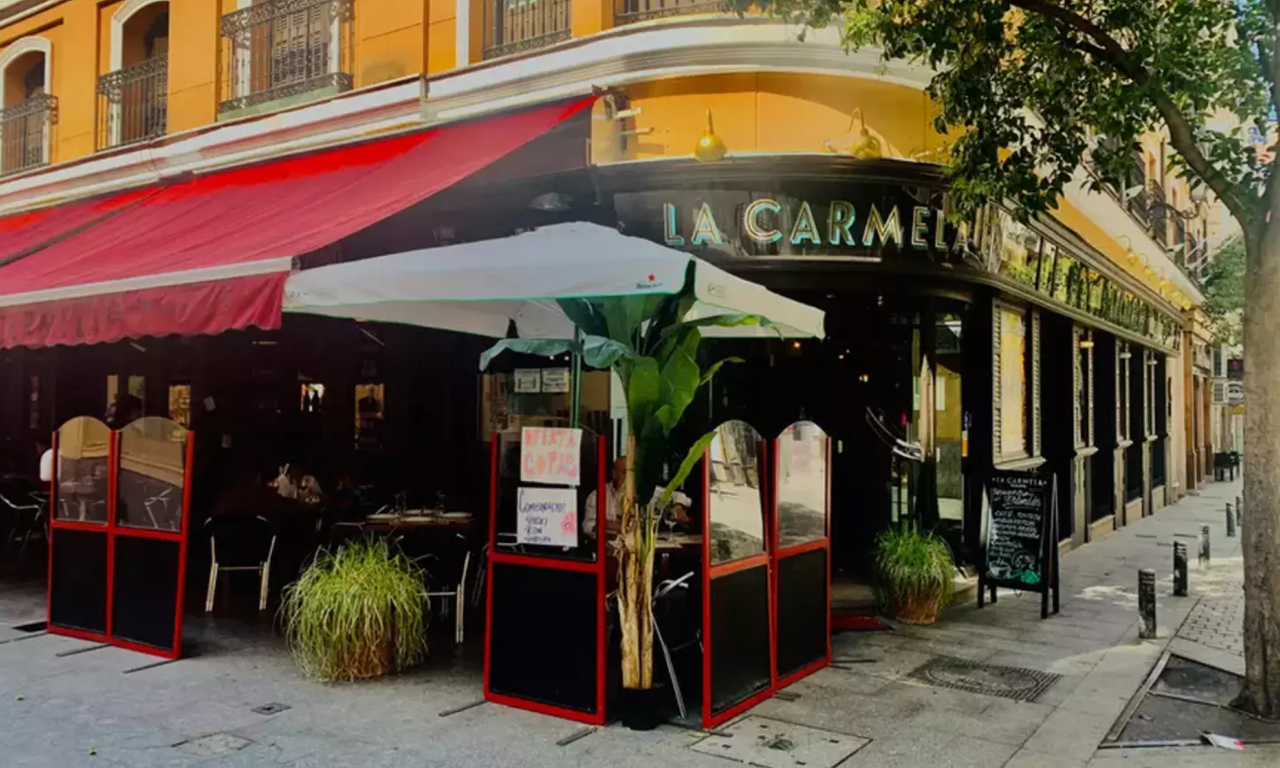 Espectáculo de flamenco para 2 con consumición o cena en La Carmela