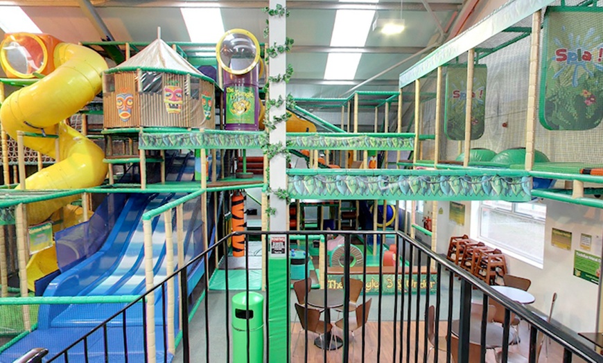 Image 3: Soft Play and Drinks For Two £6