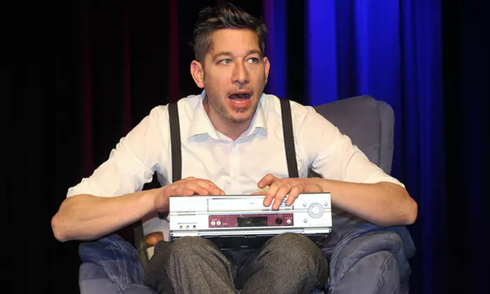 Spezial-Ticket für „Pornosüchtig - Die Comedy-Show“ von April bis Juni