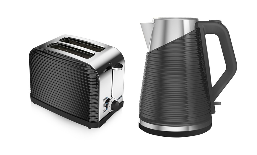 Image 2: Tower Kettle and Toaster Set