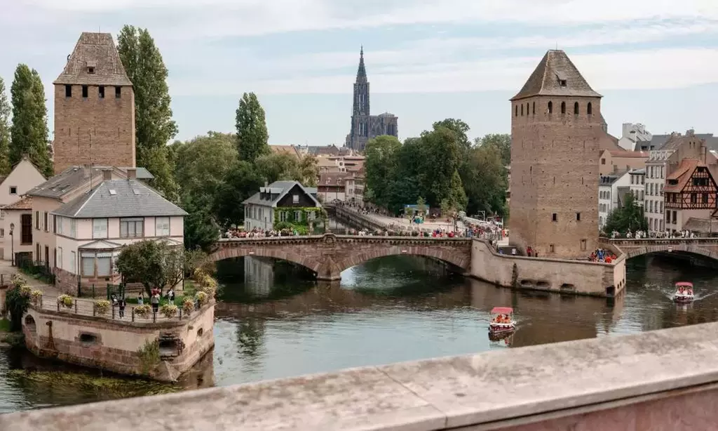 Straßburg: Doppelzimmer, opt. mit Frühstück