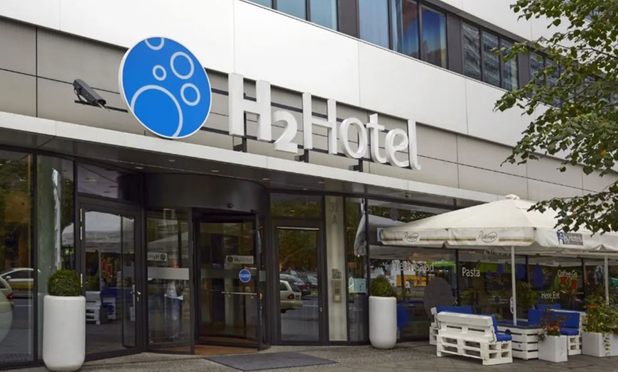 Image 3: Pasta mit Salat oder Dessert inkl. Softdrink für 1, 2 oder 4 Personen