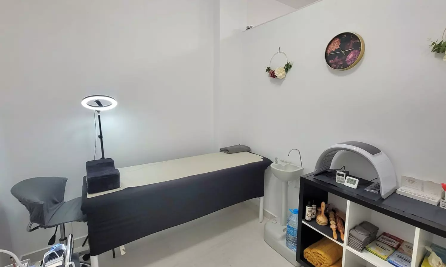 Extensiones de pestañas efecto volumen en Glamurosa Beauty Salon - Image 4