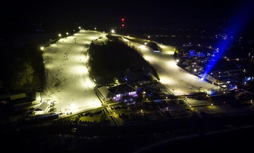 Image 17: Zima, zabawa i przygoda: całodzienne karnety narciarskie