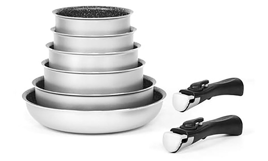 Image 7: Arthur Martin Cookware Set