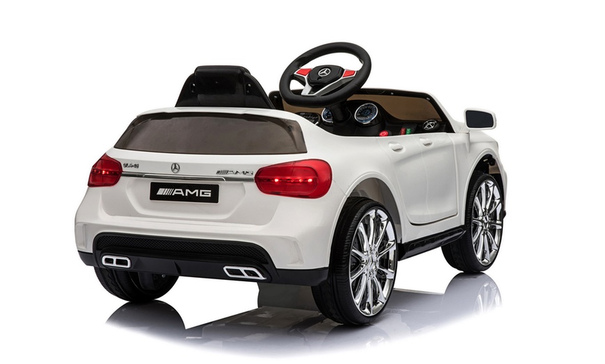 Image 15: Voiture électrique pour enfants Mercedes Benz GLA AMG