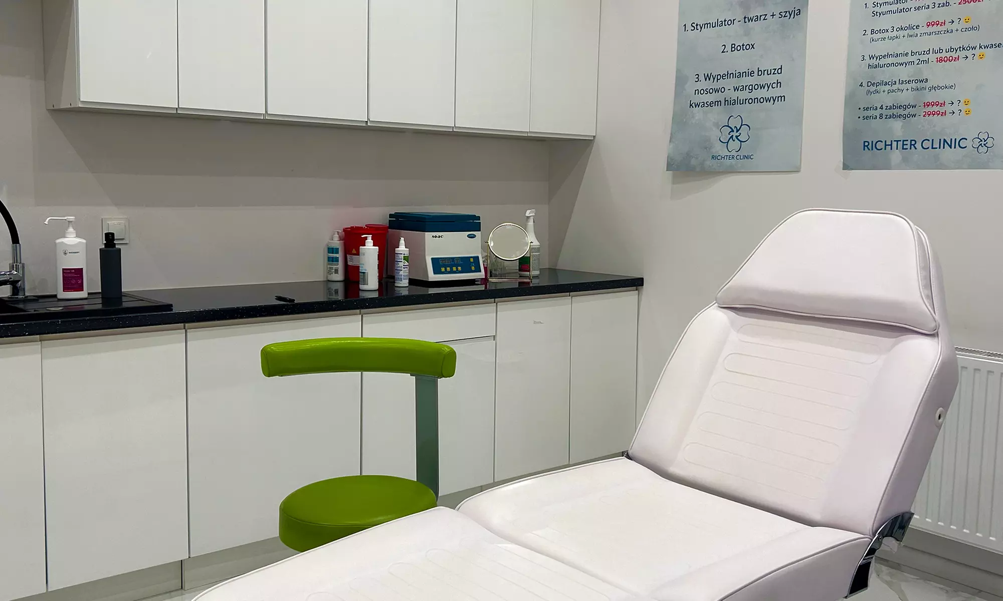 Do 50% zniżki na Wybielanie zębów - tradycyjne w Richter Clinic Iwona Richter