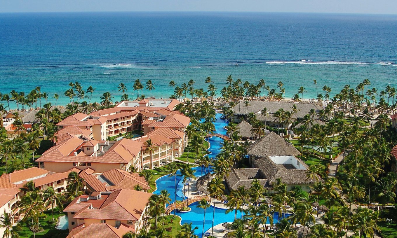 ✈ 4-, 6-, or 7-Night All-Inclusive Majestic Colonial Punta Cana Stay w/ Air. Price per Person Based on Double Occupancy. - Primary Image
