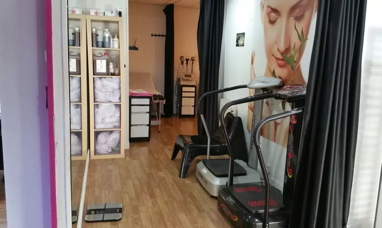 Lipoescultura, presoterapia y plataforma vibratoria en Estética Vanity
