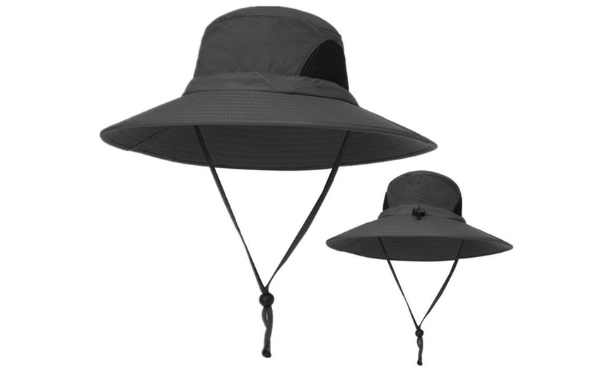 Image 2: Foldable Camping Hat