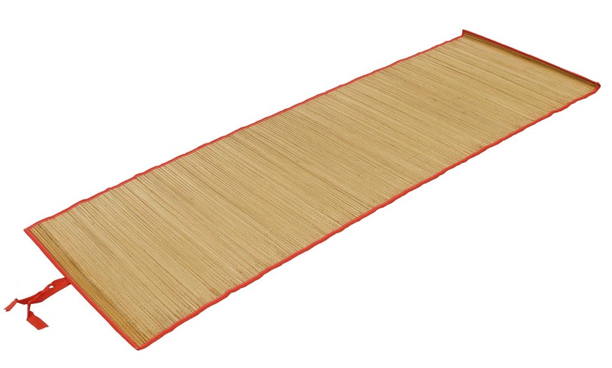 Image 5: Straw Beach Mat