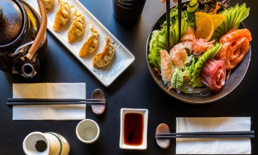 Image 11: Sushi Platter with a Drink each For 2 or 4 People 