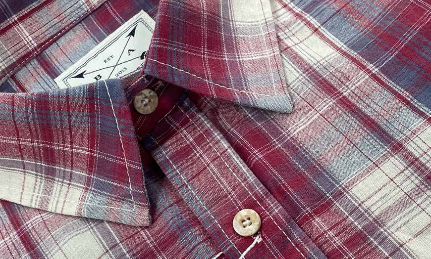 Image 13: Men's Short-Sleeve Checked Cotton Shirt