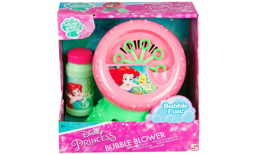 Image 10: Character-Themed Bubble Blower 