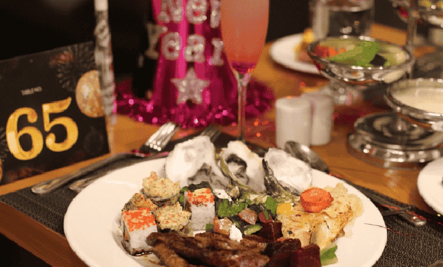 Image 2: 5* Celebrate New Year with Dinner and Live Music at Burj Khalifa