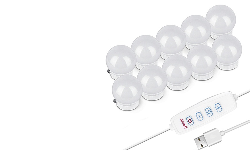 Image 4: Lot de 6 ou 10 ampoules LED pour coiffeuse