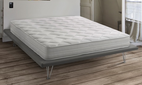 Materasso in poliuretano sfoderabile Made in Italy disponibile in varie misure