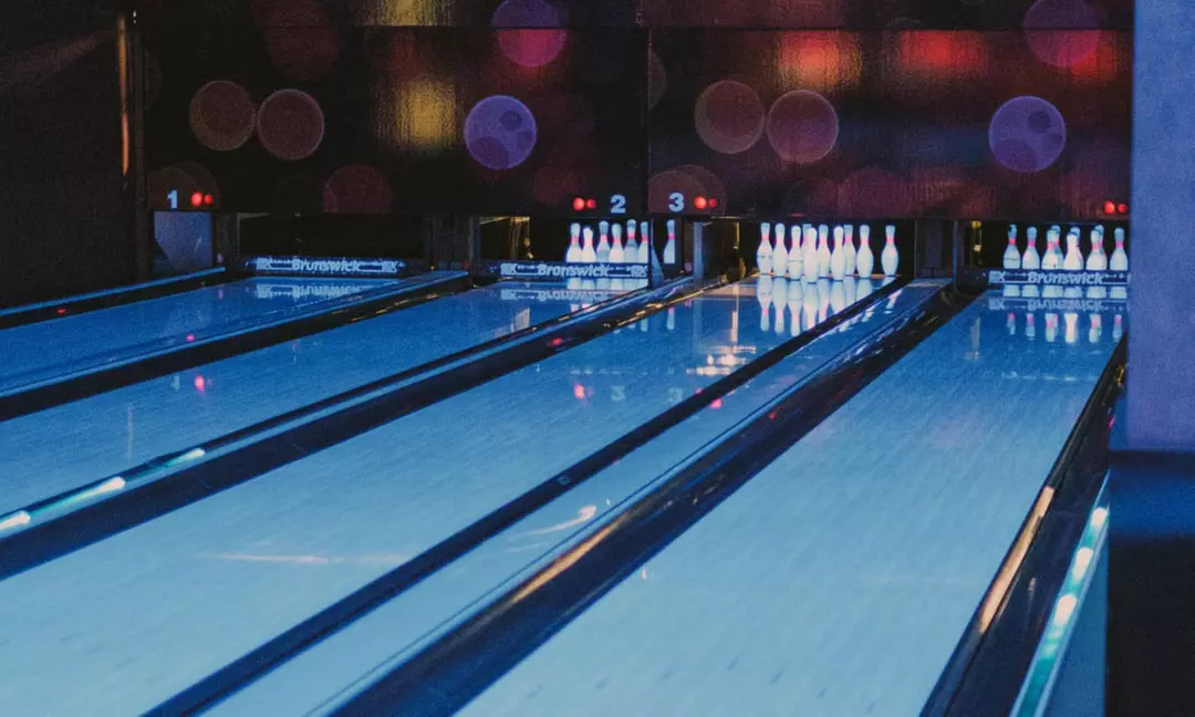 MK Bowling: godzina gry w kręgle w wybrane dni tygodnia