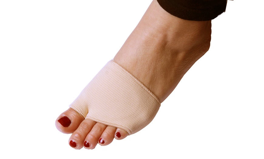 Image 3: Pro 11 Wellbeing Gel Bunion Sleeve