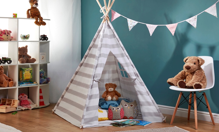 Image 10: Children's Tepee Tent