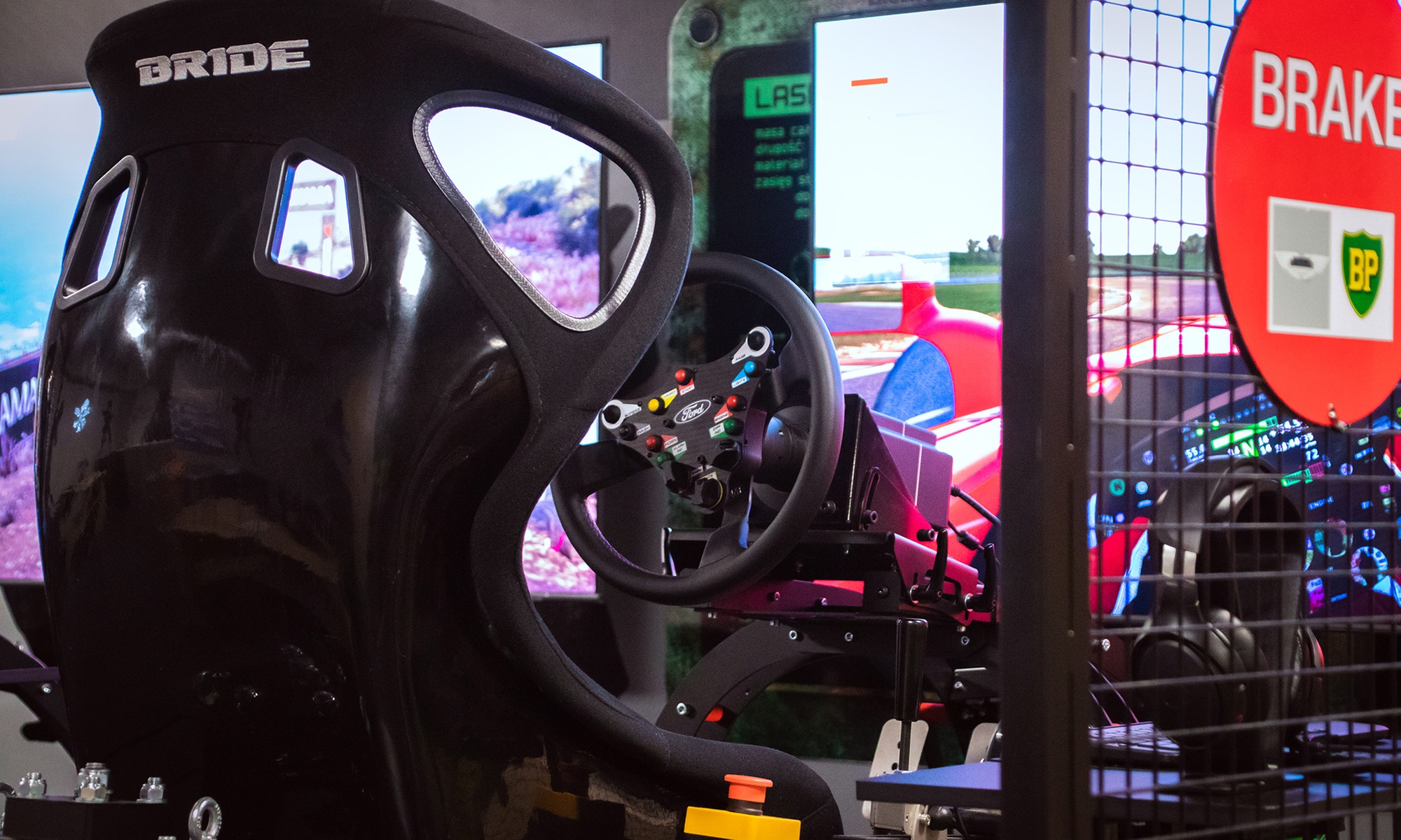 Jazda symulatorem rajdowym dla 1 lub 2 osób w Zoltar Park Kraków