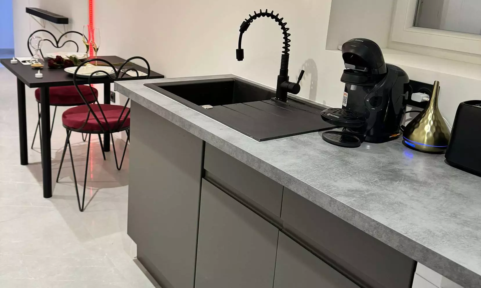 Proche Alès : une nuit en suite avec PDJ et spa, options repas