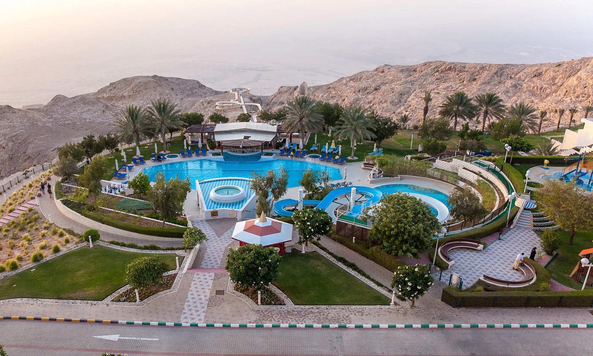 Al Ain: 4* Stay with Optional Breakfast