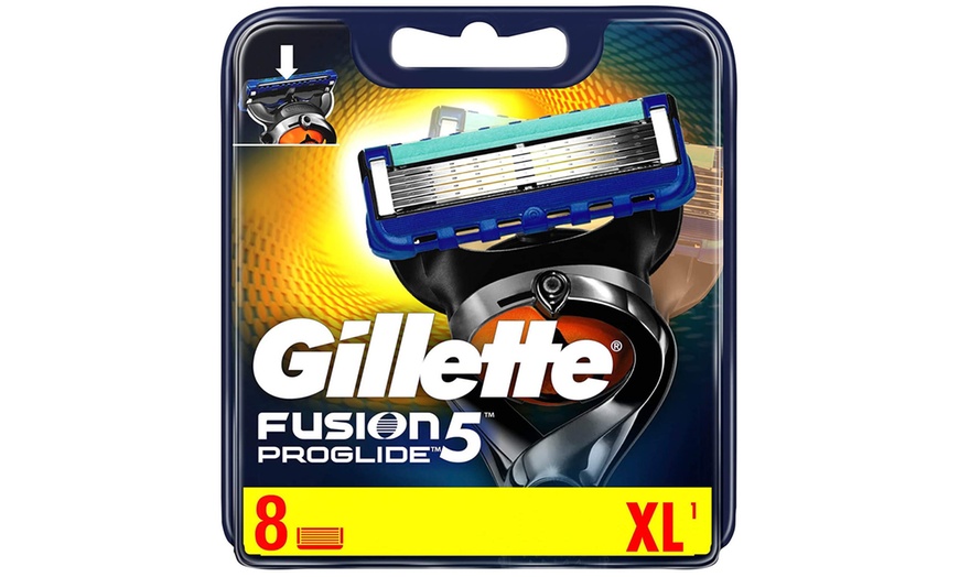 Image 3: Gillette/Wilkinson Razor Blades