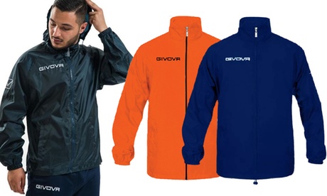 Giacca impermeabile Givova disponibile in vari colori e taglie