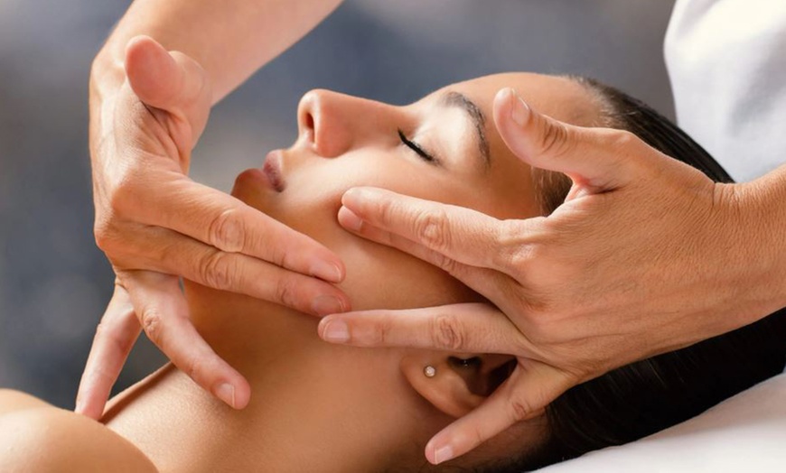 Image 1: Massage au choix avec Les Fées Miroirs