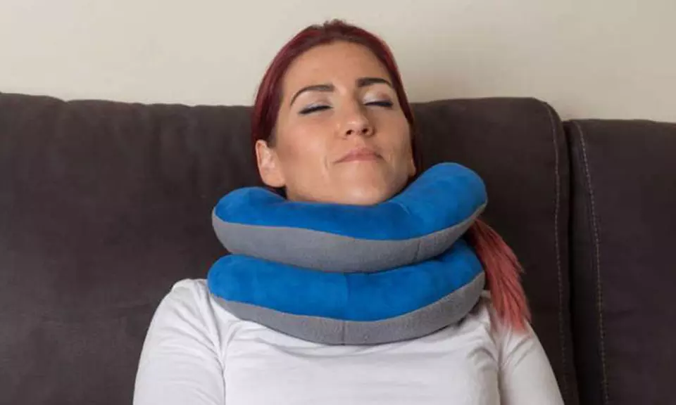 1 o 2 almohadas tipo collarín de viaje - Primary Image