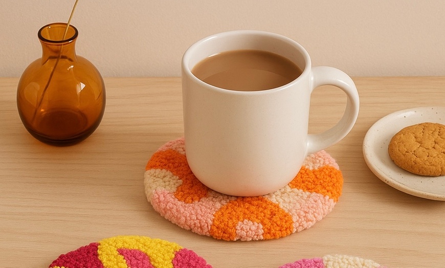 Image 2: Tufting Workshop ''Intro to Rug Tufting 101'' for 1, 2, or 4 People