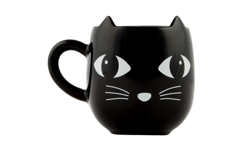 Image 3: Animal-Shaped Mug