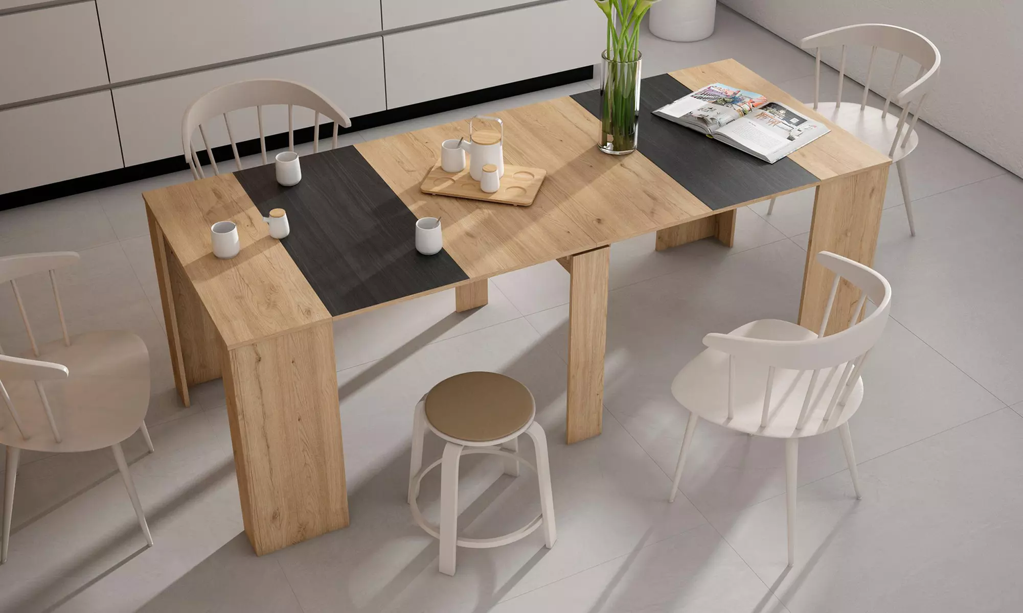 Uitschuifbare tafel voor maximaal 10 of 12 personen