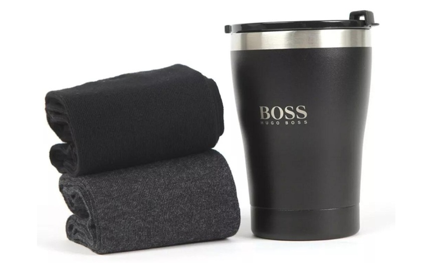 Image 2: Hugo Boss Gift Set with Two Pairs of Socks and Thermal Mug