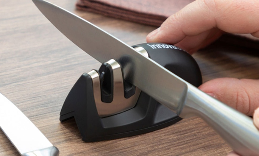 Image 2: Mini Kitchen Knife Sharpener