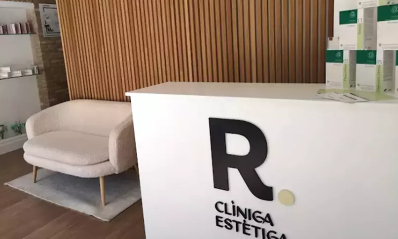 Dermapen facial con cóctel de vitaminas en Clínica Estética Rodríguez