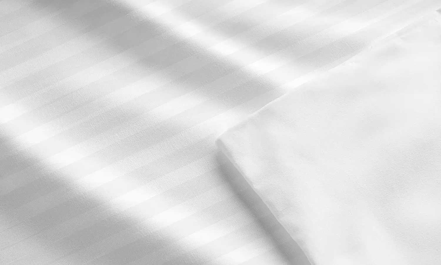 Three Pieces Stripe Duvet Cover Set With Two Pillowcases